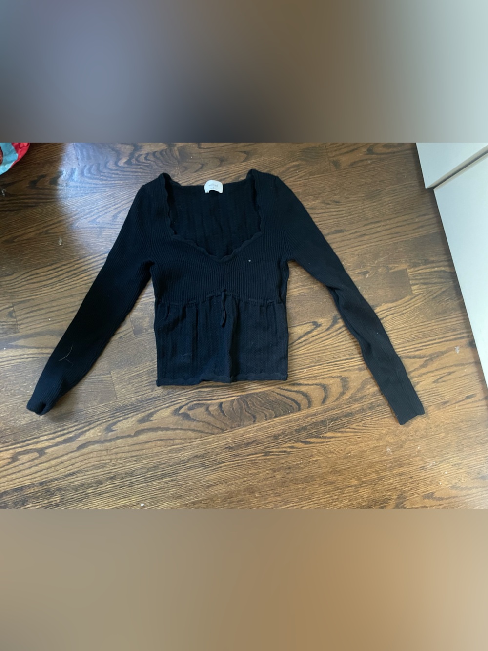 Aritzia Black Ribbed V-Neck Long-Sleeve Top
